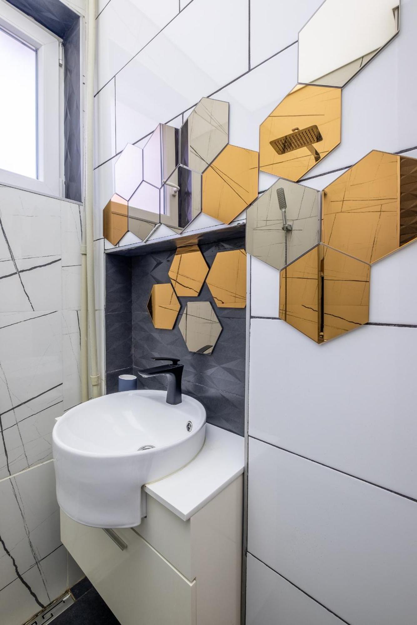 Modern , Spacious 2Br Apartment In Top Center ソフィア エクステリア 写真